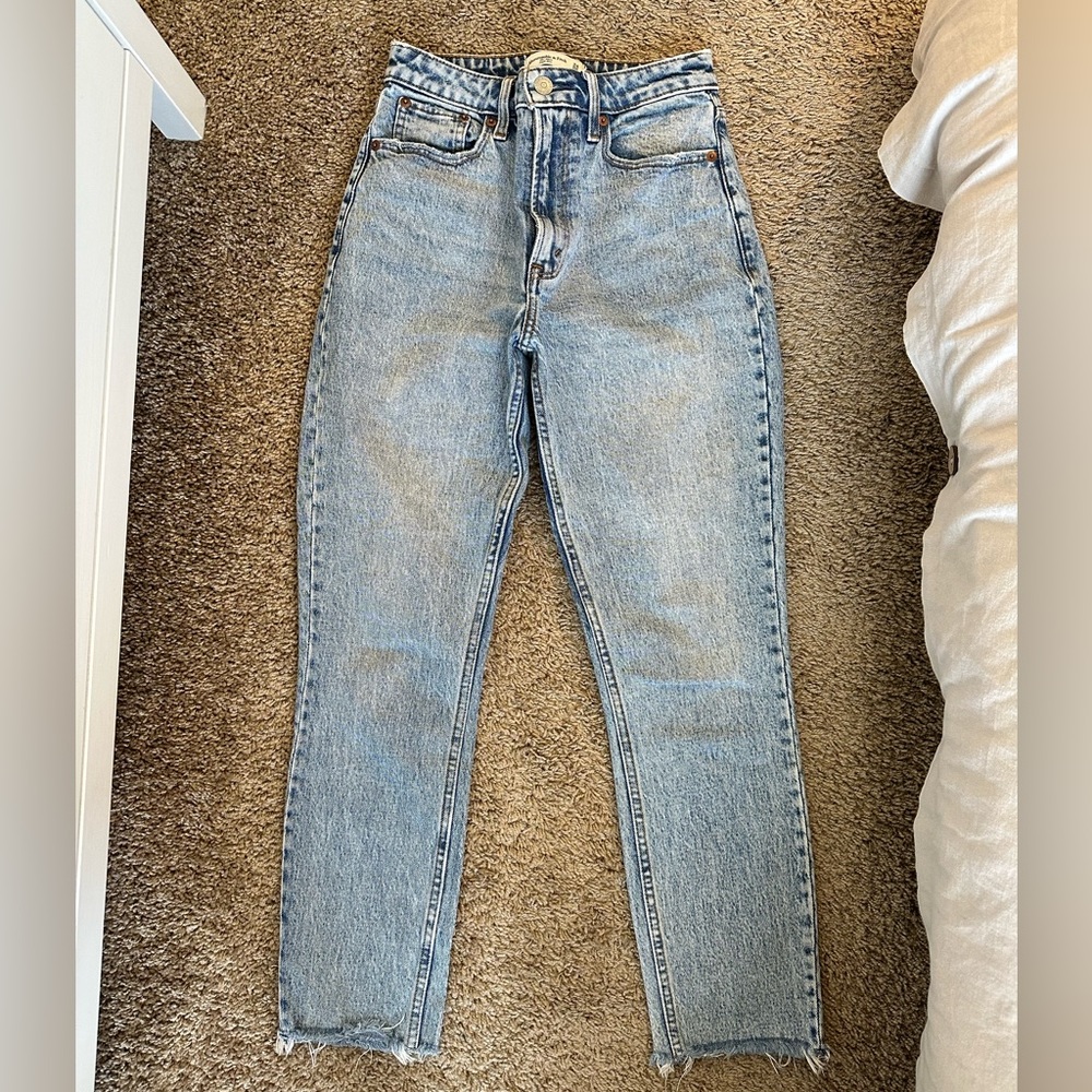 Abercrombie high rise mom jeans